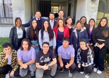 Autoridades comparten con estudiantes residentes en inmuebles fiscales