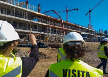 Nuevo Hospital de Constitución presenta un 24% de avance en su construcción