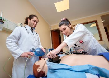 Carrera de Medicina de la UTalca es acreditada por 5 años