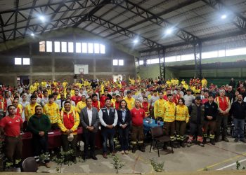 CONAF Maule reconoció el trabajo de las y los brigadistas forestales de la región