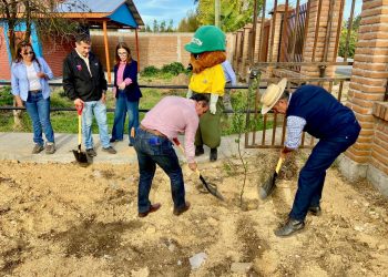 El FOSIS recupera espacios y los pone a disposición de sus vecinos y las comunidades