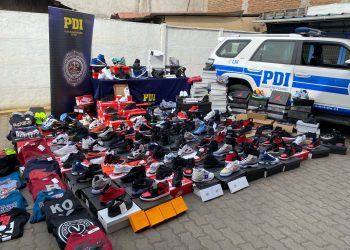 PDI incautó 260 pares de zapatillas falsificadas cerca del terminal de buses