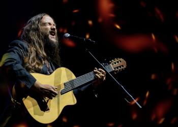 Nano Stern regresa a Talca con íntimo concierto en Extensión UCM