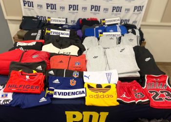 5 detenidos por venta de ropa falsificada