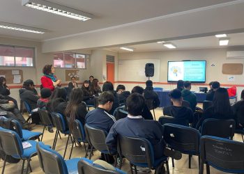 Proyecto enseña sobre neurociencias a alumnos de Talca