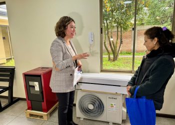 Monitorean ejecución del subsidio Programa Recambio de Calefactores en San Javier