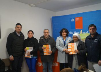 Senama y Abastible entregan gas licuado a ELEAM de la región