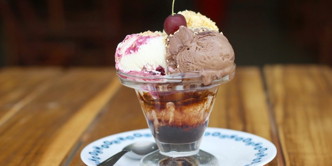 El helado es el postre favorito por los chilenos, incluso en invierno