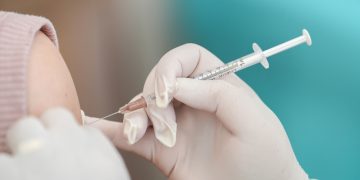 Ministerio de Salud anuncia vacuna contra la influenza para la población general