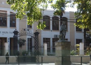 Confirmado caso de meningitis en Liceo Abate Molina de Talca