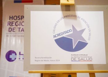 Hospital Regional de Talca recibió la placa oficial de su tercera Acreditación