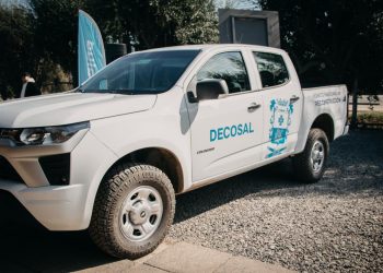 Entregan un vehículo 4×4 al Departamento de Salud del municipio de Linares