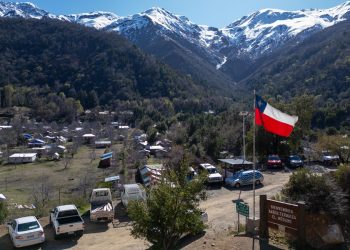 Programa pionero permitirá que localidad de El Medano cuente con conexión satelital a internet