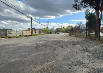 Adjudican obras de reposición de dos tramos de pavimento en camino a Tutuquén