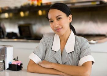 Día Nacional de las Trabajadoras de Casa Particular: Compromiso con la Seguridad y Salud Laboral