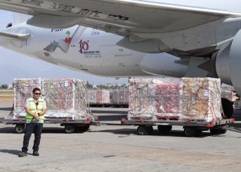 Frutas de Chile y Eastern Air Logistics firman acuerdo para potenciar los envíos de cerezas al mercado chino