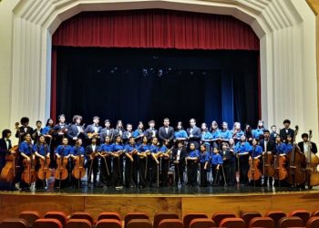 Orquesta Sinfónica Juvenil Municipal de Linares se presenta hoy en el Festival Fernando Rosas en el Teatro Municipal de Santiago