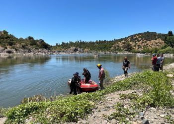 Buscan a joven que desapareció mientras participaba en regata familiar en San Javier