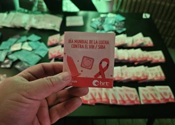 Hospital Regional de Talca realizó inédito operativo de prevención de VIH/SIDA en discotecas