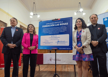 Fundación Las Rosas creará centro de formación para cuidadores