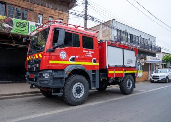 Gobierno Regional del Maule entrega Carro Bomba para el Cuerpo de Bomberos de Pelluhue