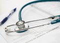 En un 96% aumenta la venta de licencias médicas falsas en verano
