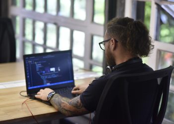 Oracle inicia inscripciones para ONE, su programa gratuito de formación en tecnología e inteligencia artificial