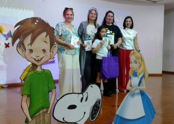 Certamen literario premia a estudiantes de todo el Maule