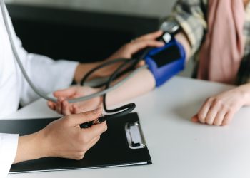Cruz Roja advierte: Descontrolado escenario de la Hipertensión Arterial en Chile