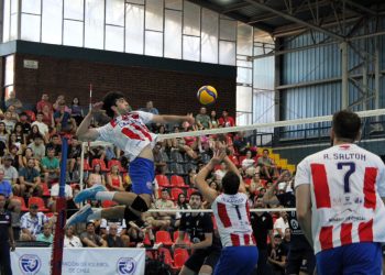 Linares llega a la final del voleibol nacional espera jugar con su gente
