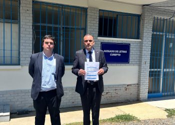 Alcalde de Curepto presentó querella contra responsables de incendio que consumió más de 50 hectáreas