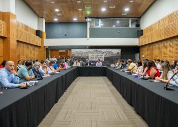 Gobierno Regional capacitó a Municipios en postulación al fondo 8% para organizaciones sociales