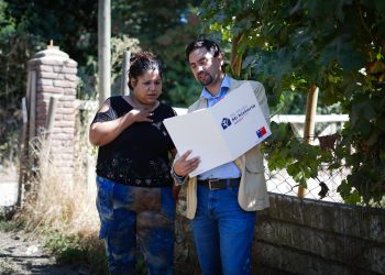 Bienes Nacionales entregó títulos de dominio a domicilio en Linares