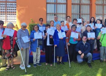 Egresan beneficiarios del centro diurno para personas mayores de Hualañé