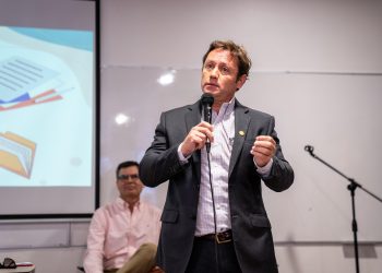 Organizaciones sociales reciben capacitaciones del Gobierno Regional para postular al concurso 8%