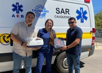 Servicio de Salud de Cauquenes recibe equipamiento médico de emergencia para sus ambulancias