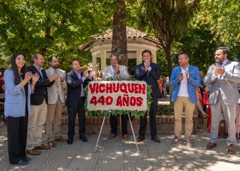 En el aniversario de Vichuquén: el gobernador Pedro Pablo Álvarez-Salamanca encabezó la entrega de subsidios a 160 emprendedores