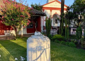 Vandalizan y destrozan estatua del Niño de la Espina en Villa Alegre