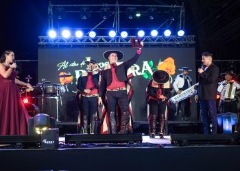 Semana Parralina 2025 entregó protagonismo a artistas locales