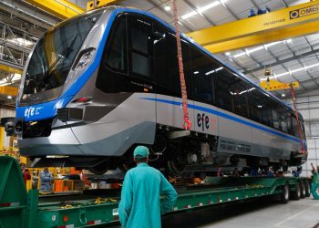 Nuevo Buscarril para Talca-Constitución ya se encuentra en camino a Chile