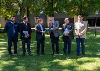 Proyecto Centro de Investigación Oncológica del Maule fue oficialmente entregado al gobernador regional