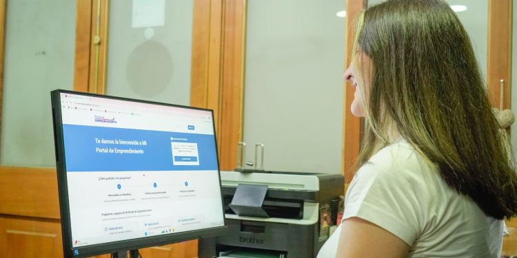 Gobierno de Chile lanzó portal del emprendimiento que permite acceder a beneficios del Estado