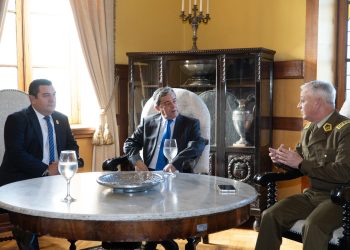 Alcalde de Pelarco y Senador Coloma se reúnen con el General Director de Carabineros para gestionar mayor seguridad para la comuna