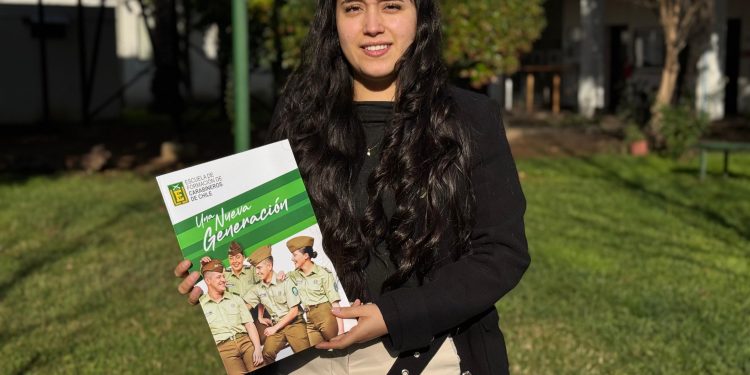 Más de 50 jóvenes de Talca rinden exámenes finales para ingresar a la Escuela de Formación de Carabineros
