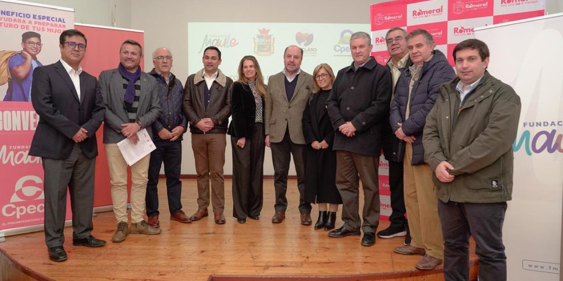 Preuniversitarios sociales de Fundación Maule beneficiarán a 60 estudiantes de Río Claro y Romeral