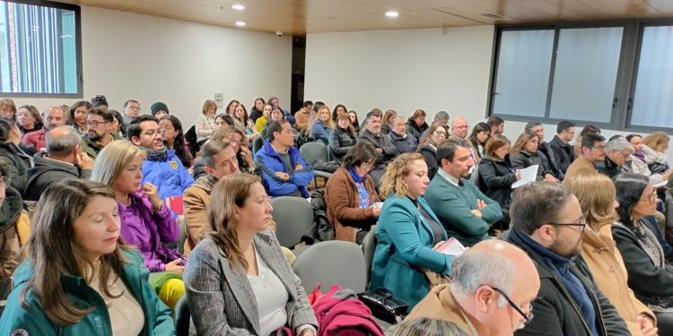 La mayoría de los directores de establecimientos SLEP percibe la Nueva Educación Pública como una transformación pedagógica significativa