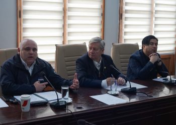 Refuerzan planes de prevención en Curicó ante actividad del complejo volcánico Planchón-Peteroa