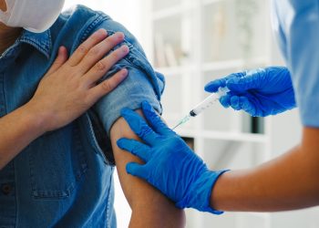 Urgente llamado del HRT a vacunar a bebés nacidos después de octubre de 2024 y a niños de 1 a 4 años