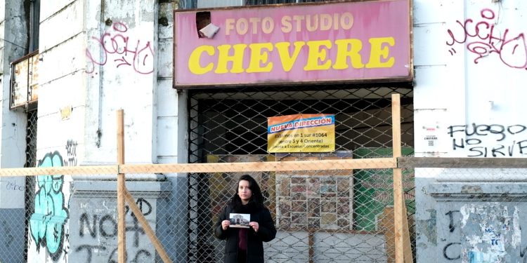 “Sitios Heridos”: Obra colectiva sobre paisajes, arquitecturas y cuerpos en abandono de Talca se presenta en EXT UCM