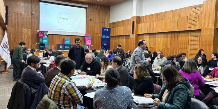 Amplia convocatoria en taller Regional de la Estrategia CTCi Maule